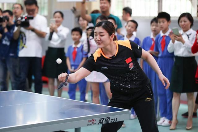 NBA ｜ 杰伦格林狂砍42分 火箭逆转险胜灰熊.