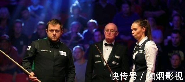 记者谈国足客负沙特：少一个人，1球小负，这个结果可以接受！.