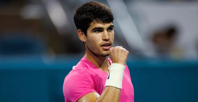 2-7！中超卫冕冠军“双跪”成都蓉城，名嘴：海港怕吃川菜怕辣？