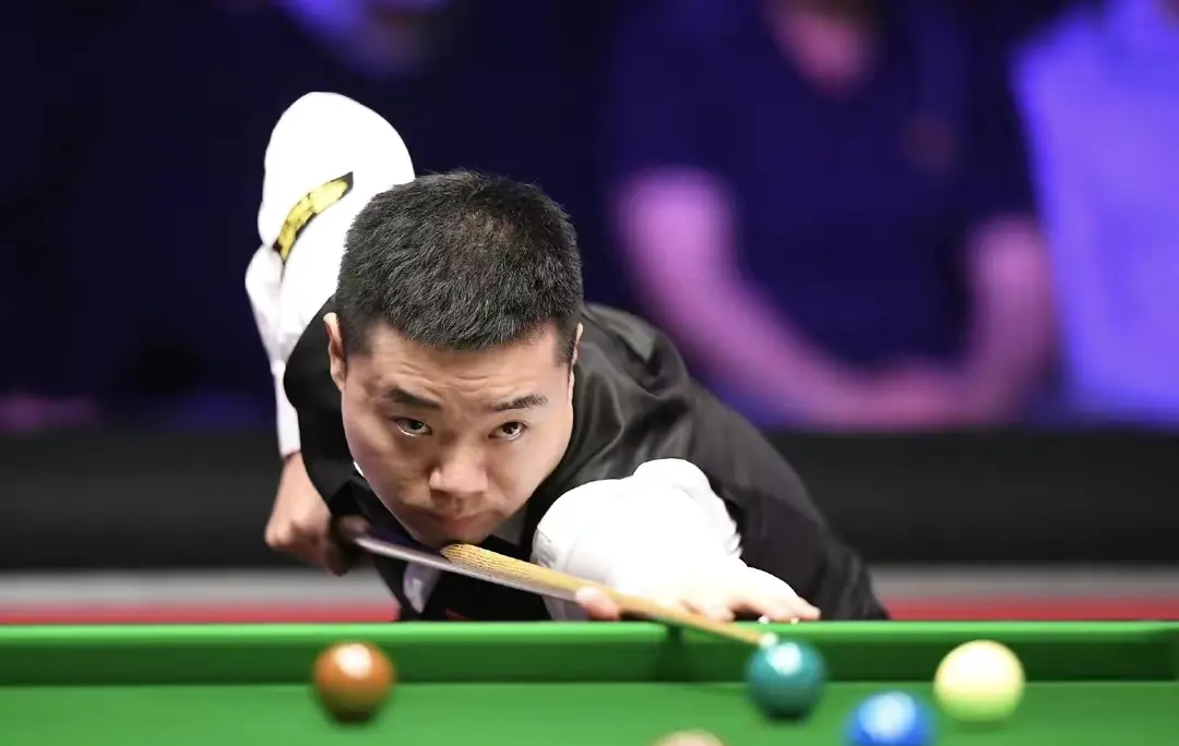 [图]吉迪超远三分压哨绝杀 公牛主场逆转湖人.