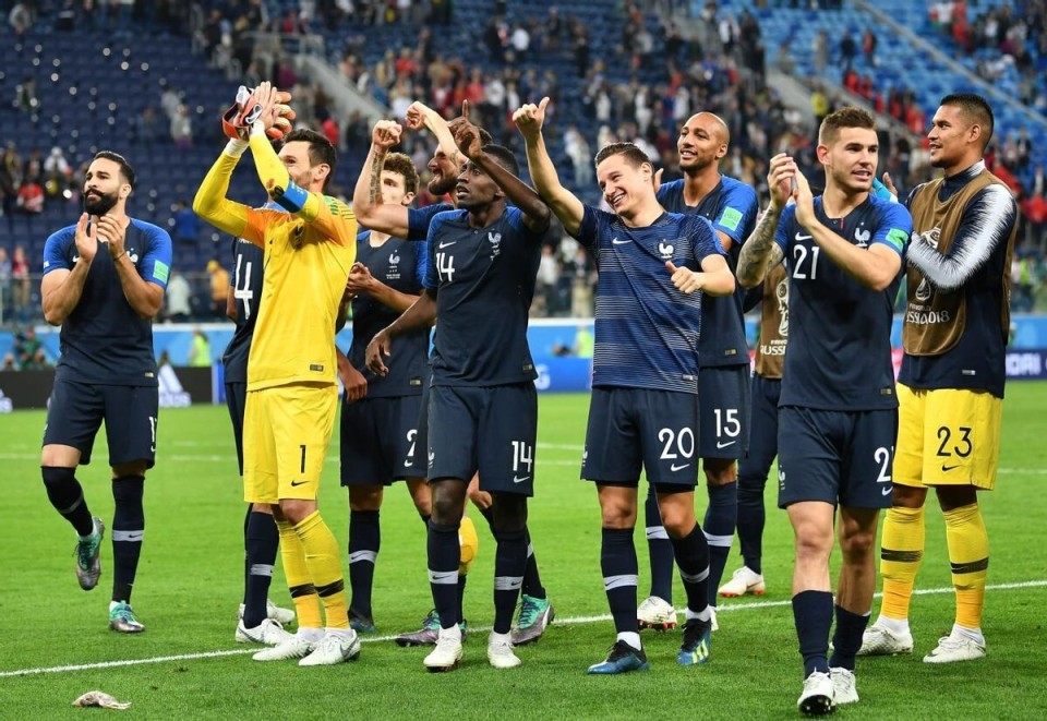 记者：卡马文加脚踝扭伤，无缘友谊赛+西甲首轮比赛